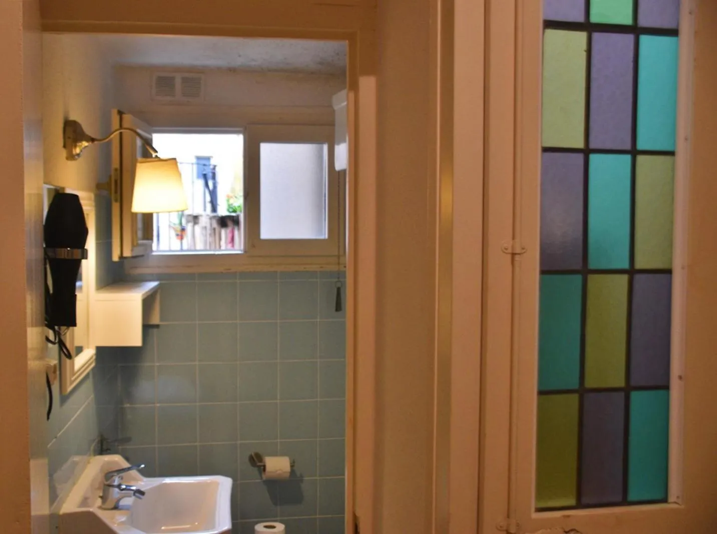 Pensio Bellmirall Guest House Girona Spain