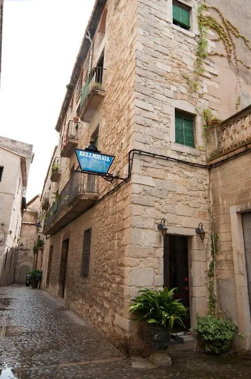 Pensio Bellmirall Guest House Girona 2*,