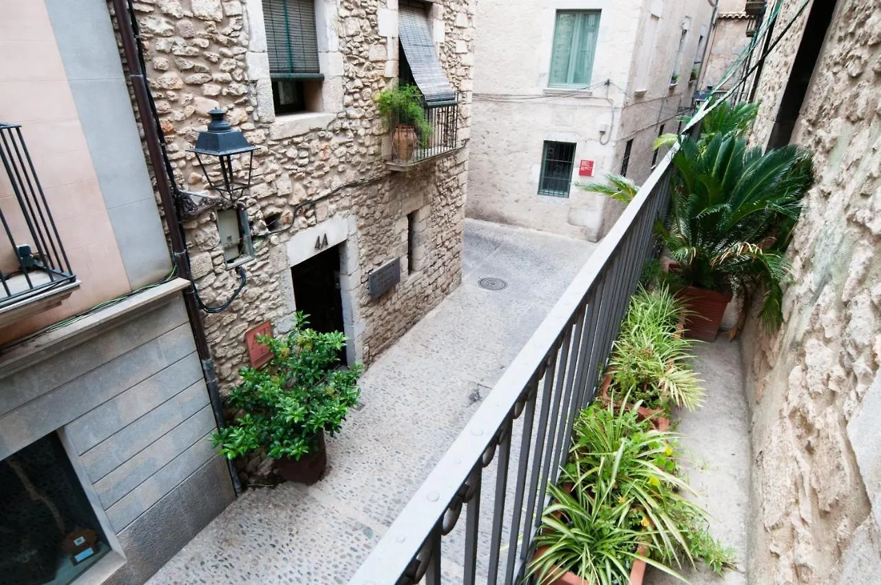 Pensio Bellmirall Guest House Girona